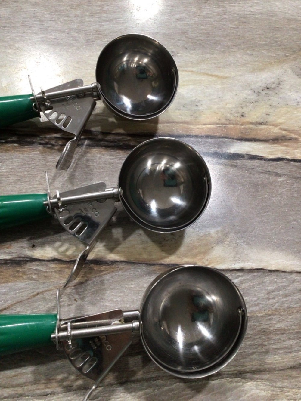 Set of 3 Winco #307 Green Dishers Size 12 3-1/4 oz Stainless Steel Scoops - Picture 3 of 7